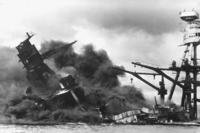 USS Arizona sinking